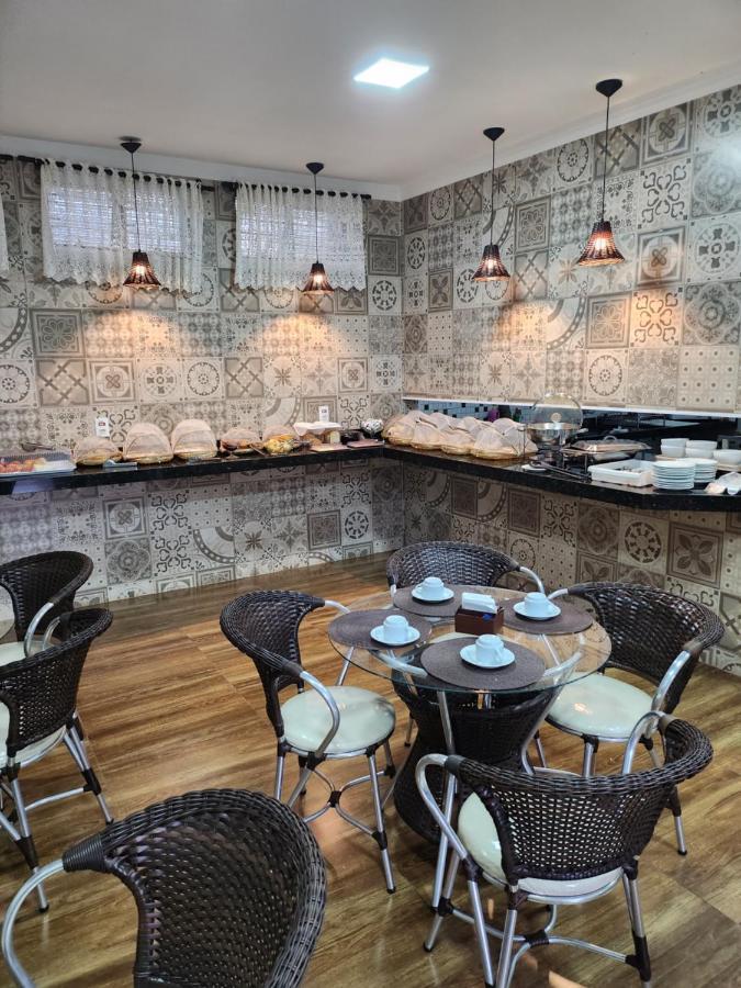 Hotel Cheffer Pôrto Ferreira エクステリア 写真